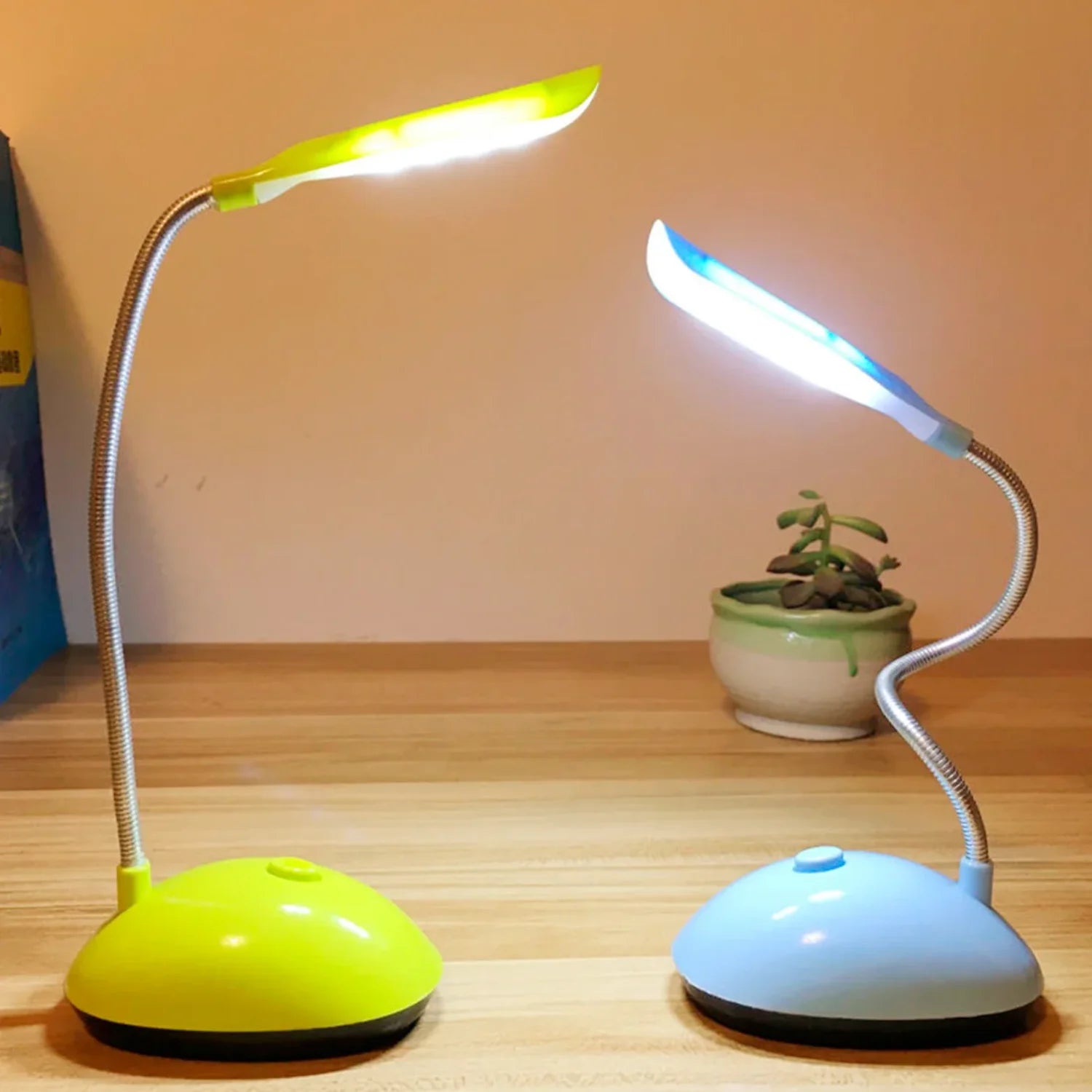 Battery Operated Reading Night Lamp Flexible Table Light Foldable De