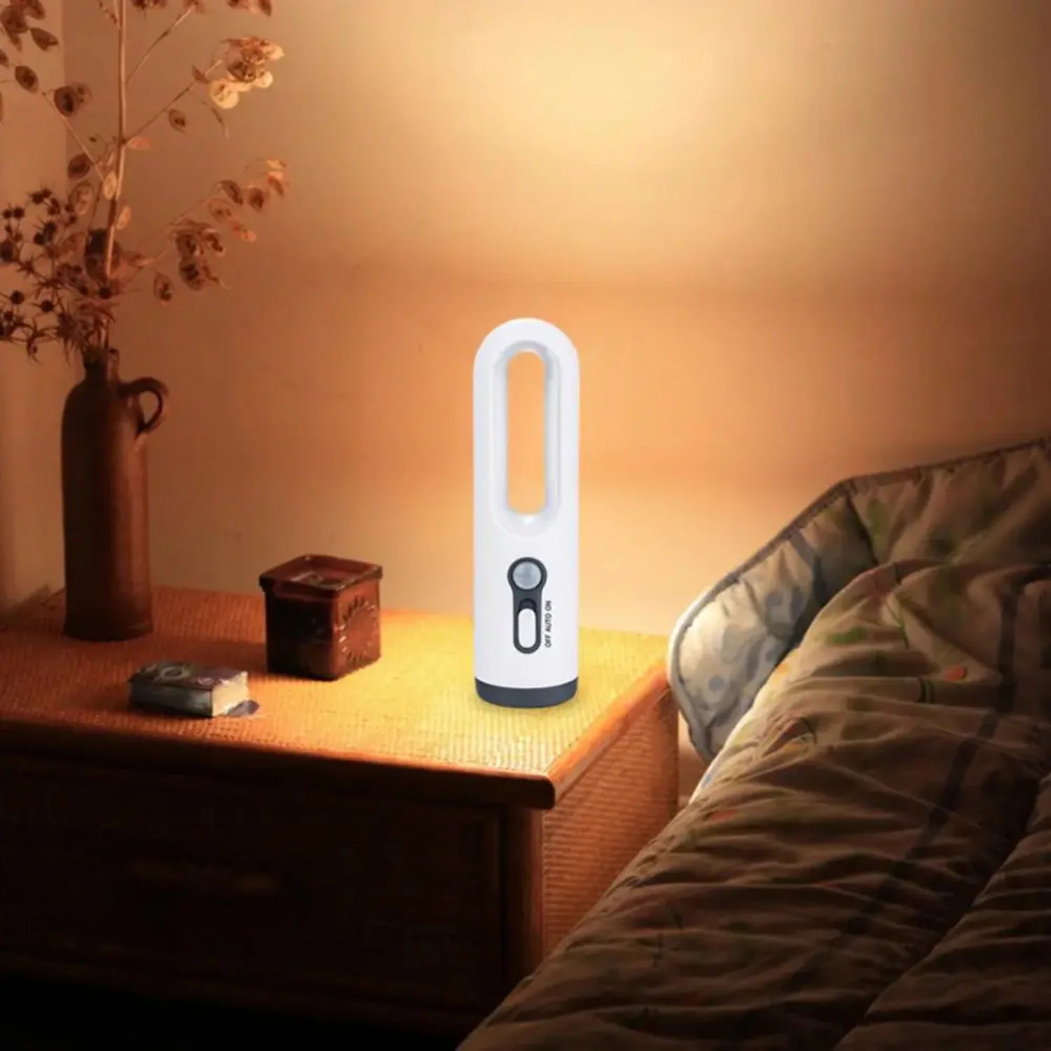 Motion Sensor Night Light 2 in 1 Portable Flashlight with Dusk to Da